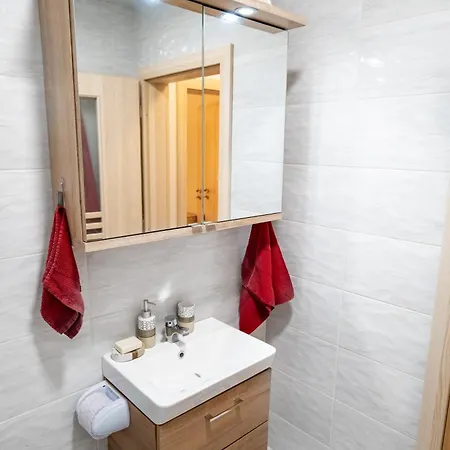 Appartamento Galina Cozy With Free Parking