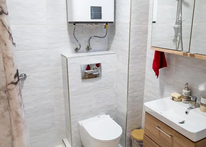 Galina Cozy With Free Parking * Warna